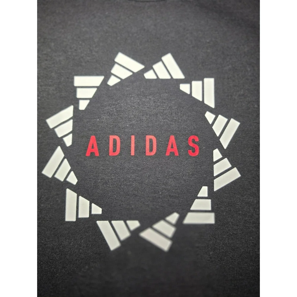 Adidas Mens Graphic T-Shirt Black Red Sunburst Logo MT Tall M BRD LOVE GT, NWT